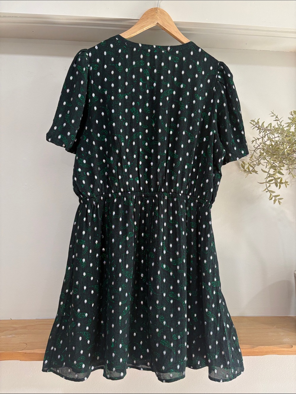 LOFT Metallic Clip Pintucked Short Sleeve Mini Dress, Size L, New without Tag - Picture 10 of 15